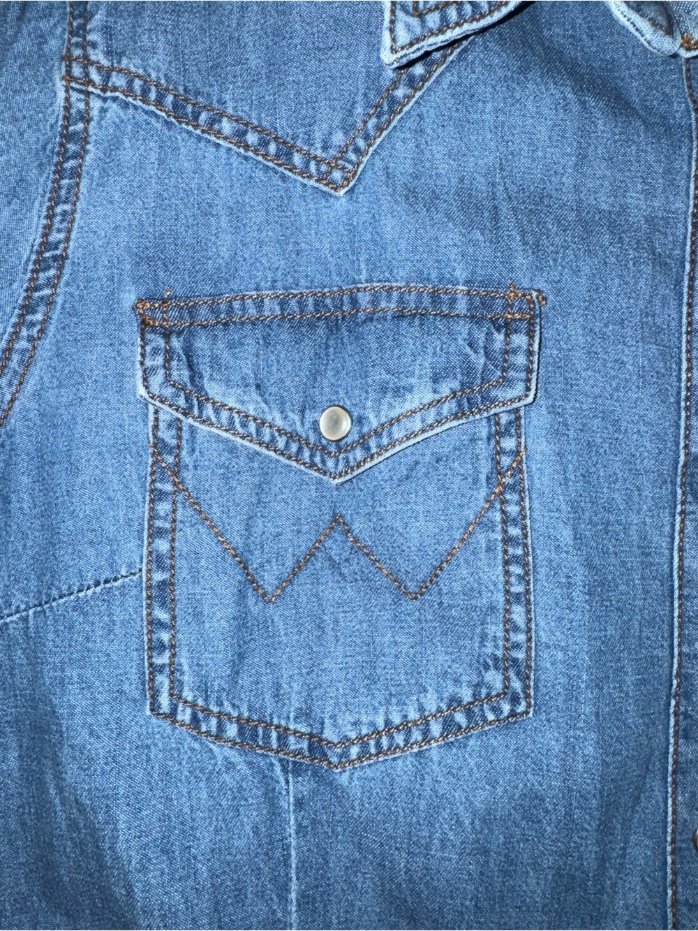 Wrangler Retro Denim Dress with Waist Tie and Pearl Snaps. Size XL - Picture 7 of 8